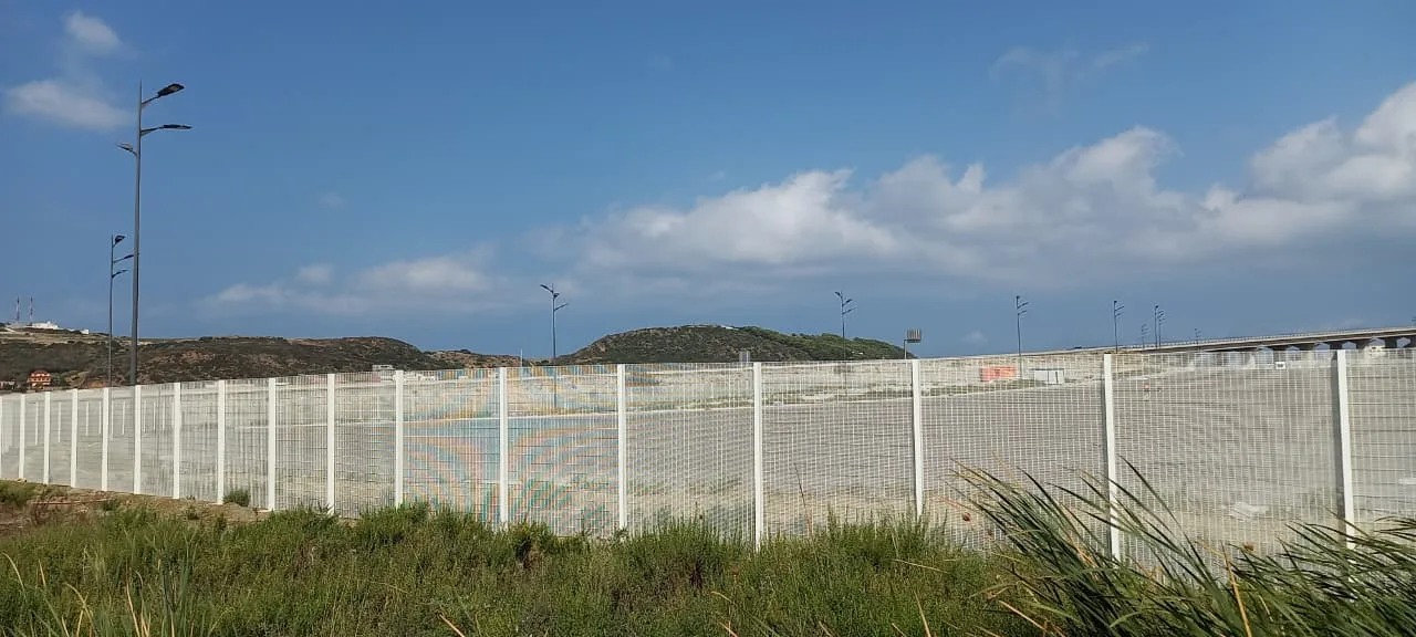 Zona Logística — Secufence 4/6/4 RAL 9010 Branco